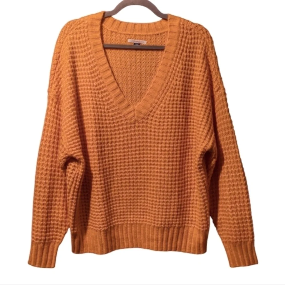 M • American Eagle  • Whoa So Cozy Waffle V-Neck Oversized Sweater - Picture 2 of 9